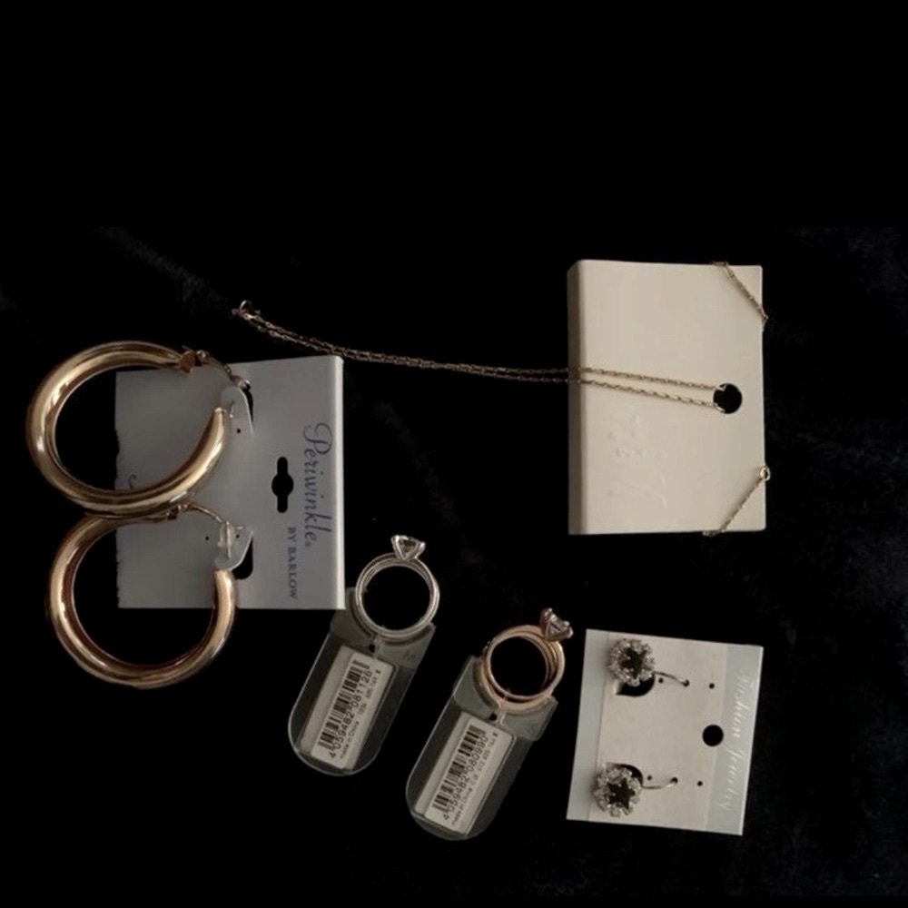 5-Piece Fashion Jewelry Lot